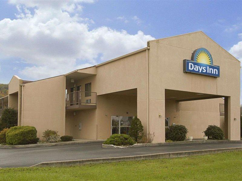 Days Inn By Wyndham Morehead Eksteriør billede