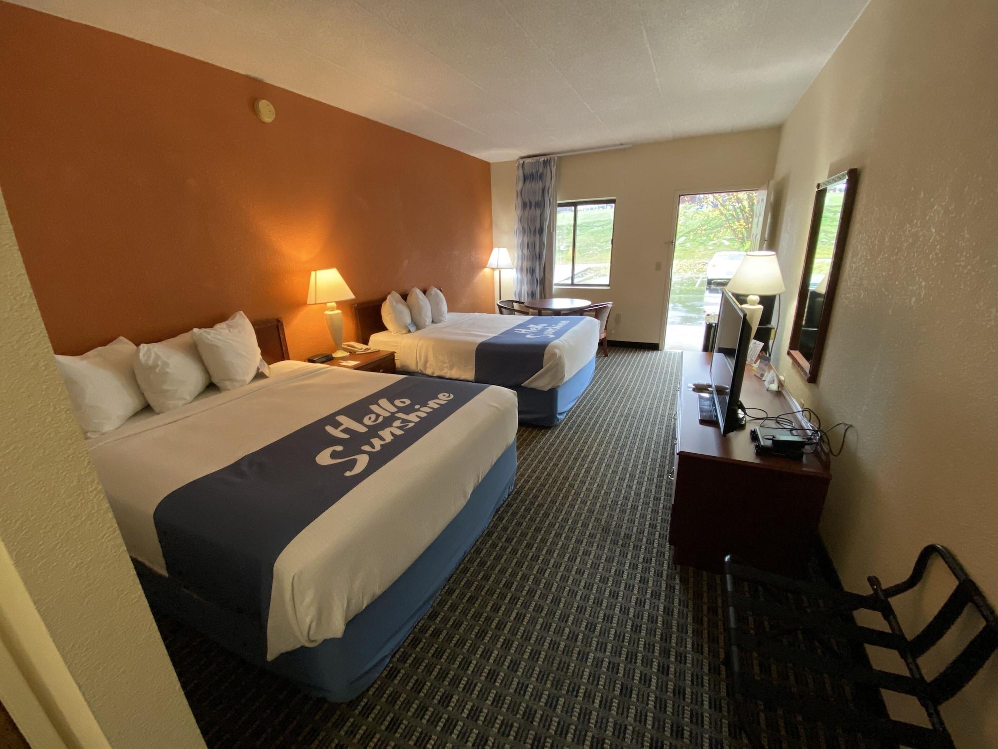Days Inn By Wyndham Morehead Eksteriør billede